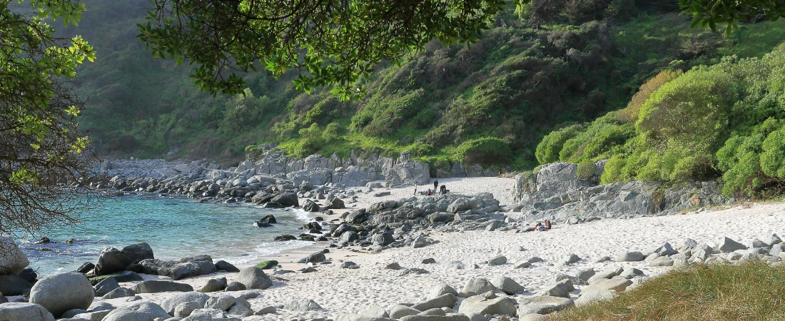 Romantic Beach Getaways Near Santiago: Top 6 Spots for Couples
